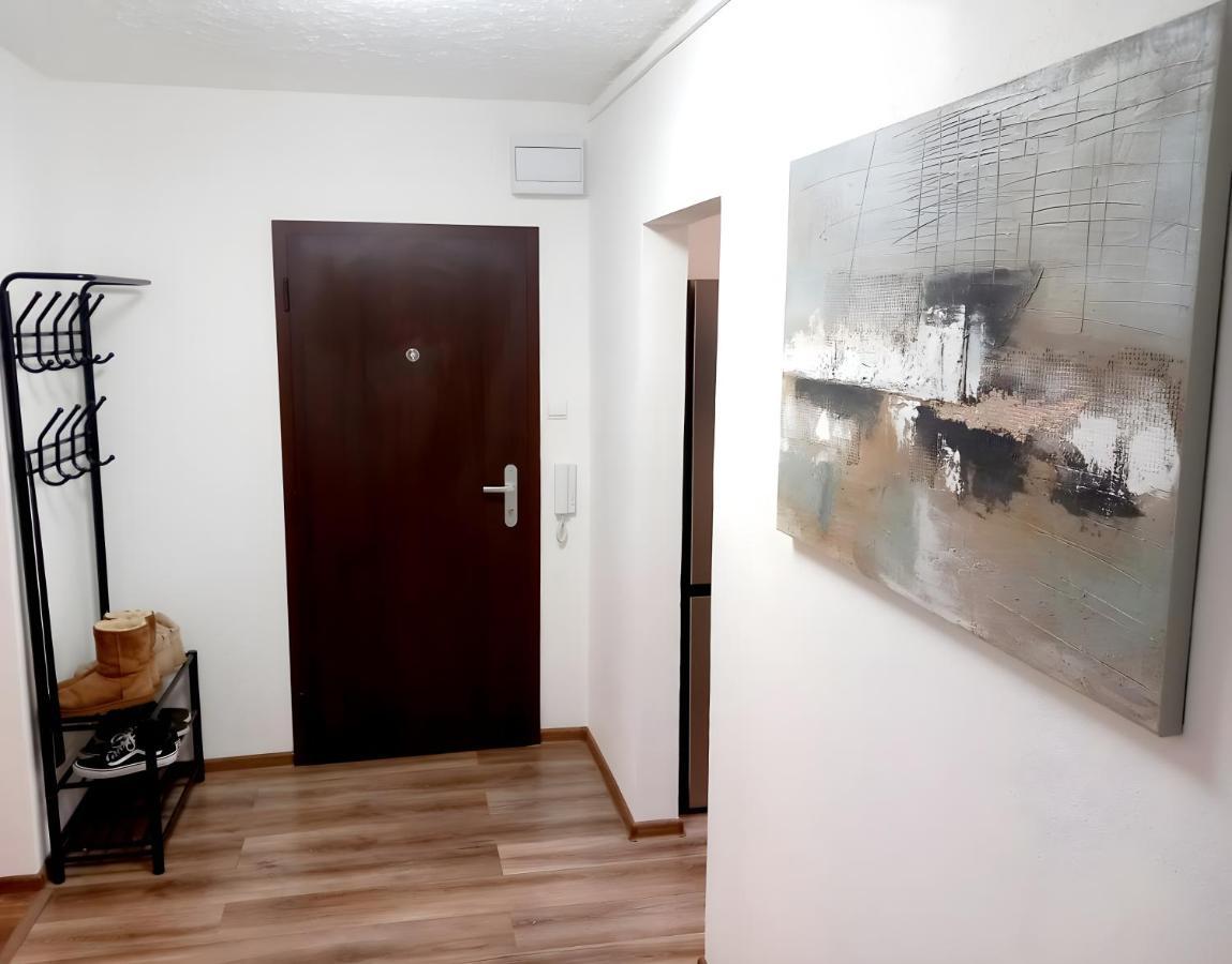 Stylovy Apartman V Samorine Exterior foto